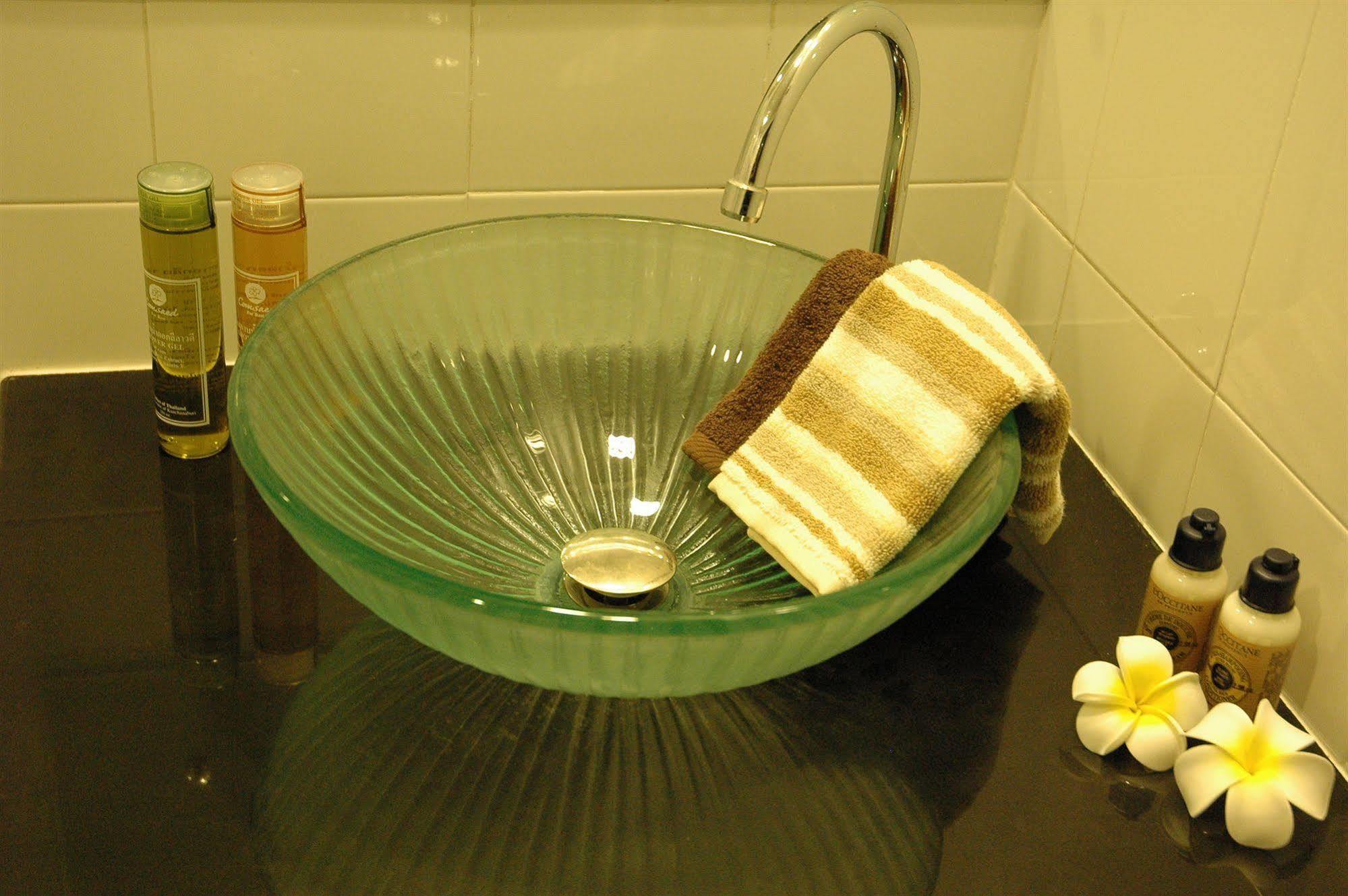 Bangkok Living Aparthotel Buitenkant foto