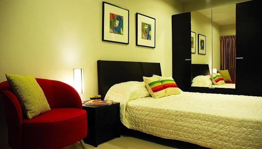 Bangkok Living Aparthotel Buitenkant foto